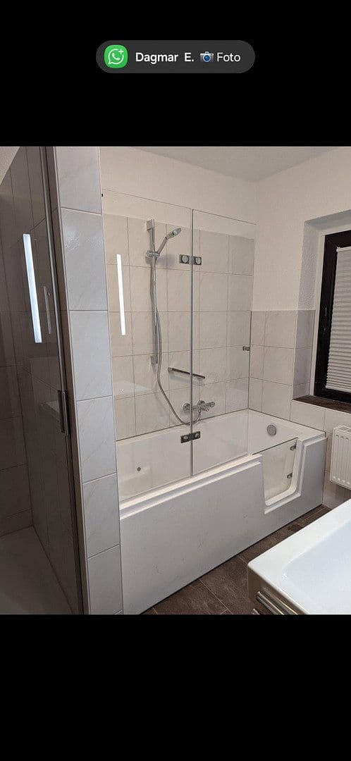 Prodej domu 190 m², pozemek 160 m², Schleiden, Severní Porýní-Vestfálsko Prodej domu 190 m², pozemek 160 m², Schleiden, Severní Porýní-Vestfálsko