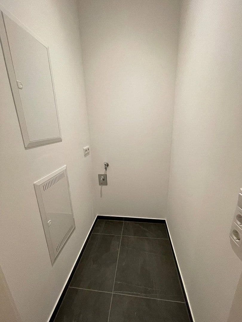 Pronájem bytu 3+1 77 m², Leipzig, Sasko Pronájem bytu 3+1 77 m², Leipzig, Sasko