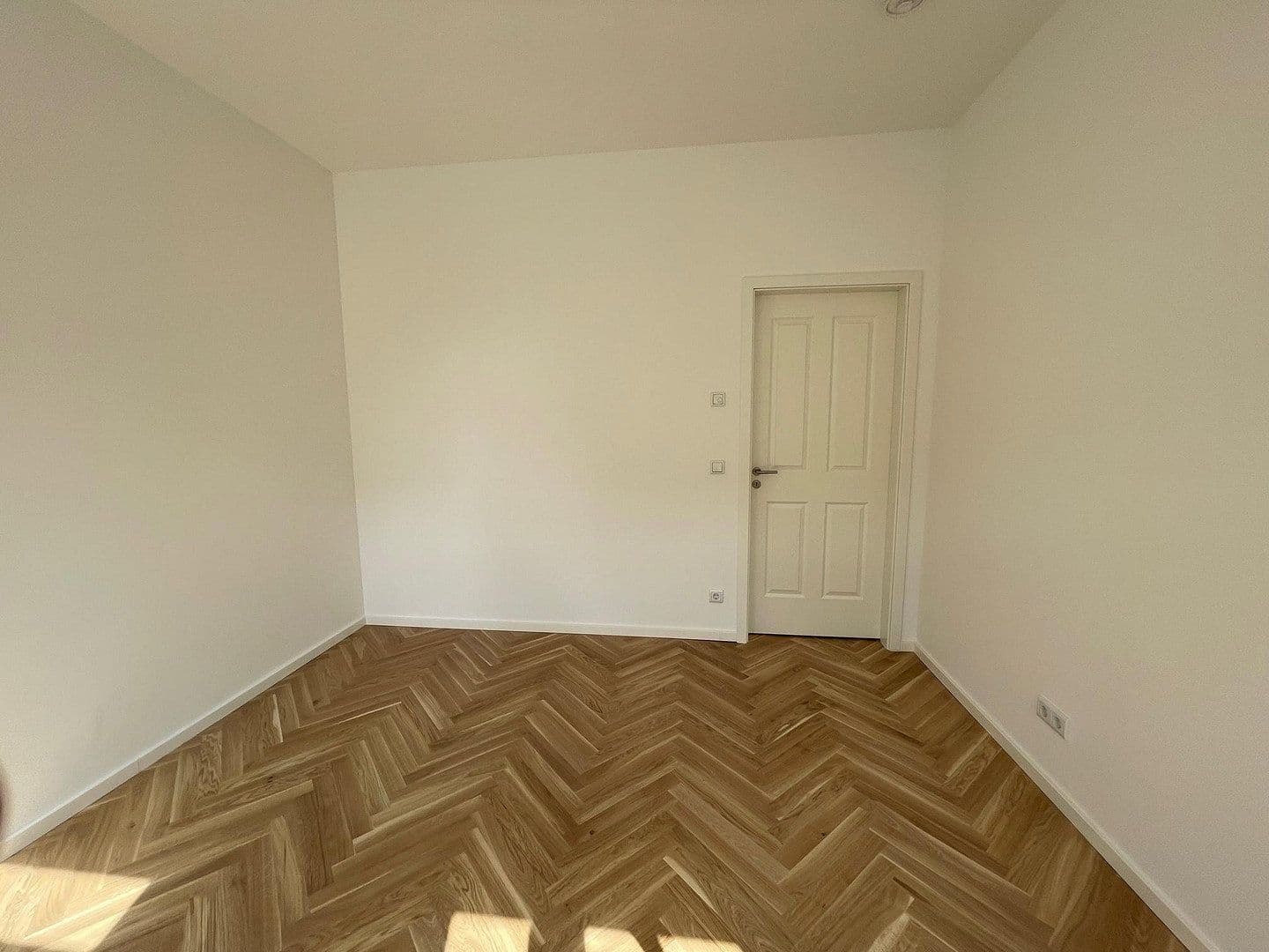 Pronájem bytu 3+1 77 m², Leipzig, Sasko Pronájem bytu 3+1 77 m², Leipzig, Sasko