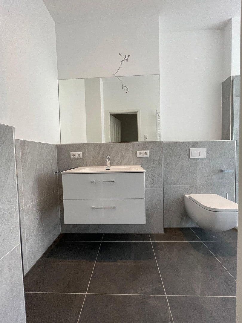 Pronájem bytu 3+1 77 m², Leipzig, Sasko Pronájem bytu 3+1 77 m², Leipzig, Sasko