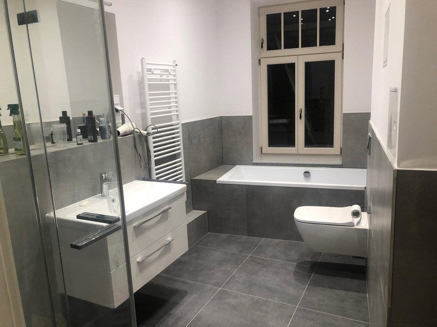 Pronájem bytu 3+1 87 m², Leipzig, Sasko Pronájem bytu 3+1 87 m², Leipzig, Sasko