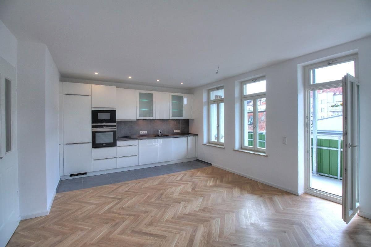 Pronájem bytu 3+1 87 m², Leipzig, Sasko Pronájem bytu 3+1 87 m², Leipzig, Sasko