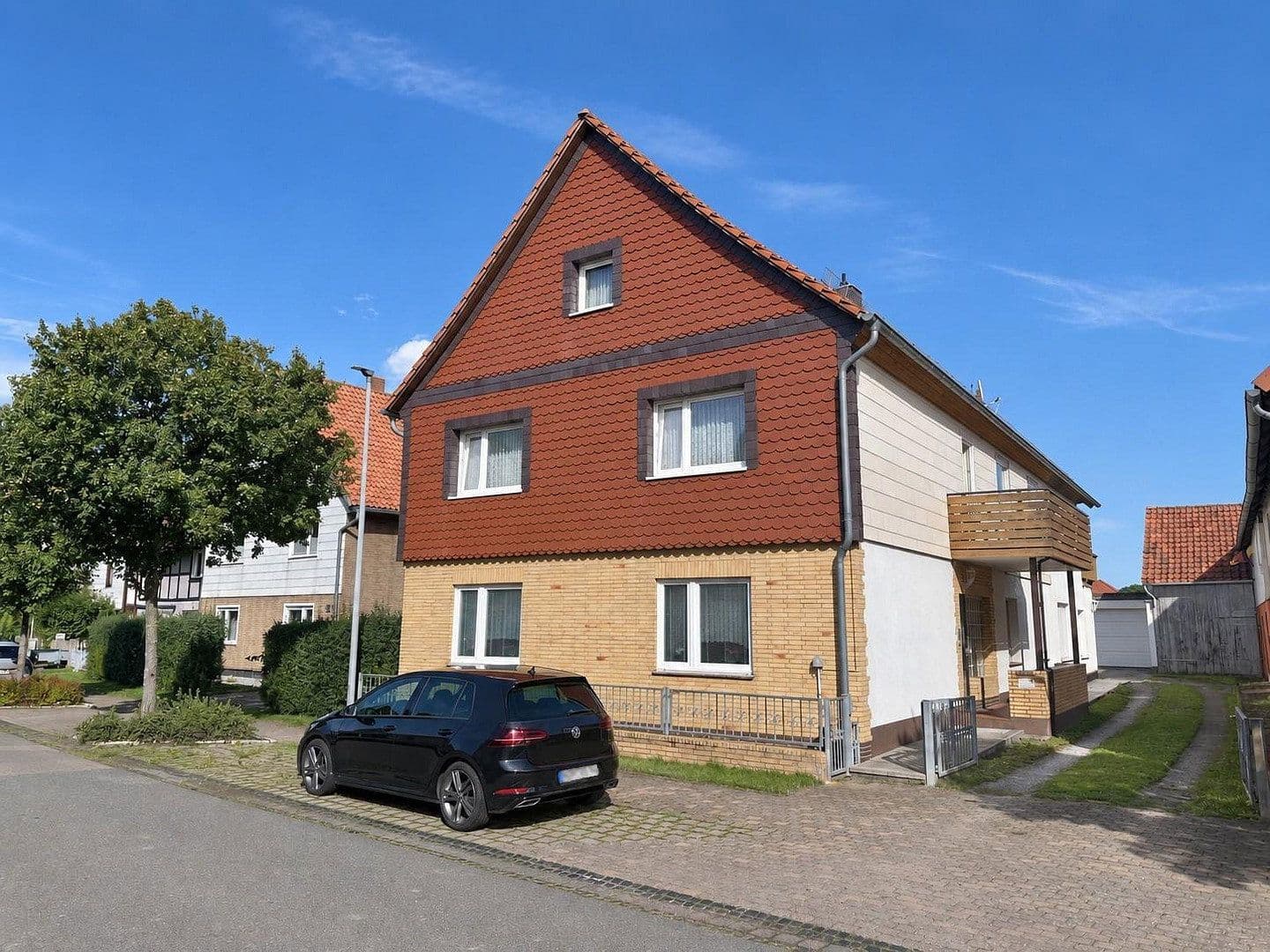 Prodej domu 247 m², pozemek 811 m², Lange Reihe 37, Katlenburg-Lindau, Dolní Sasko Prodej domu 247 m², pozemek 811 m², Lange Reihe 37, Katlenburg-Lindau, Dolní Sasko