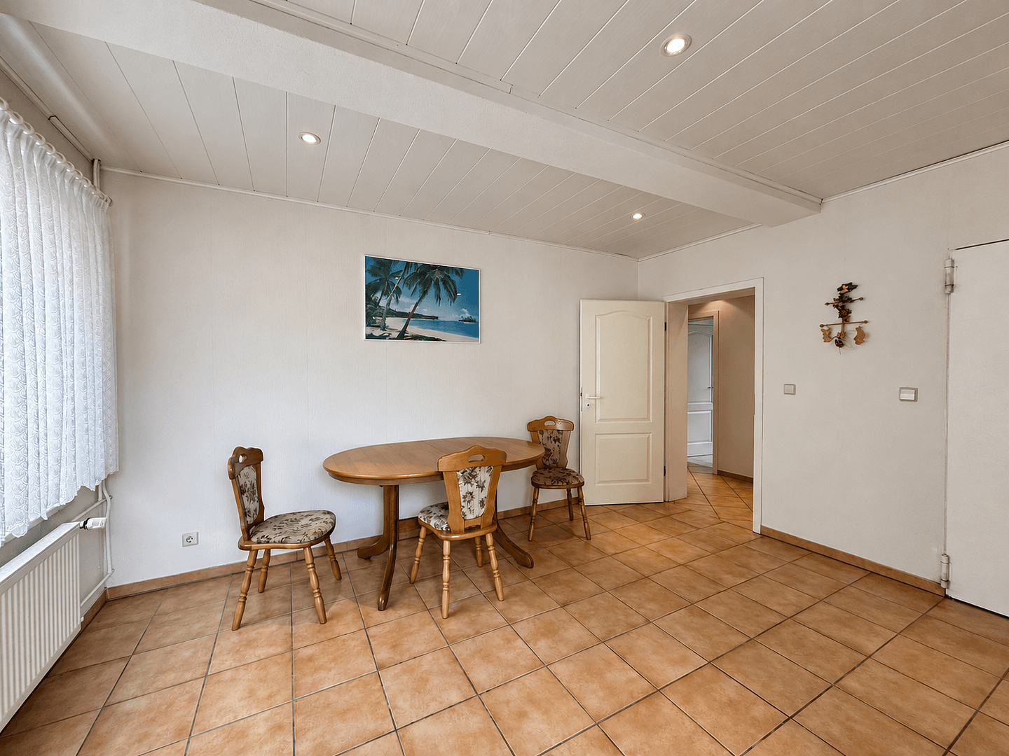 Prodej domu 247 m², pozemek 811 m², Lange Reihe 37, Katlenburg-Lindau, Dolní Sasko Prodej domu 247 m², pozemek 811 m², Lange Reihe 37, Katlenburg-Lindau, Dolní Sasko