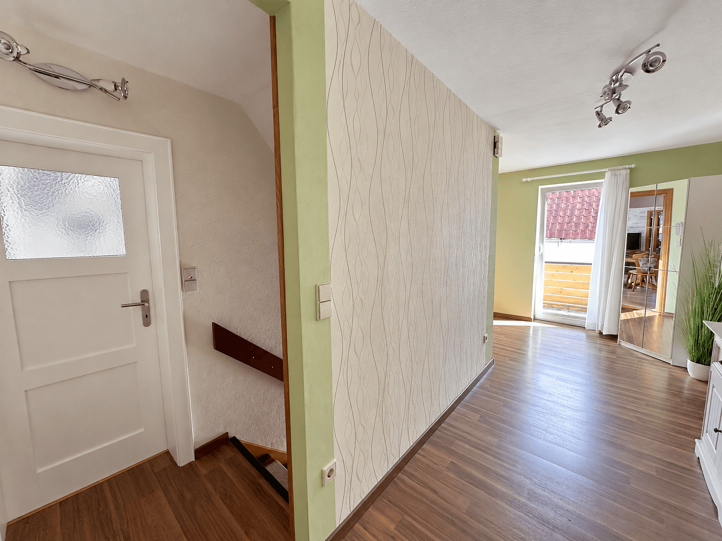 Prodej domu 247 m², pozemek 811 m², Lange Reihe 37, Katlenburg-Lindau, Dolní Sasko Prodej domu 247 m², pozemek 811 m², Lange Reihe 37, Katlenburg-Lindau, Dolní Sasko