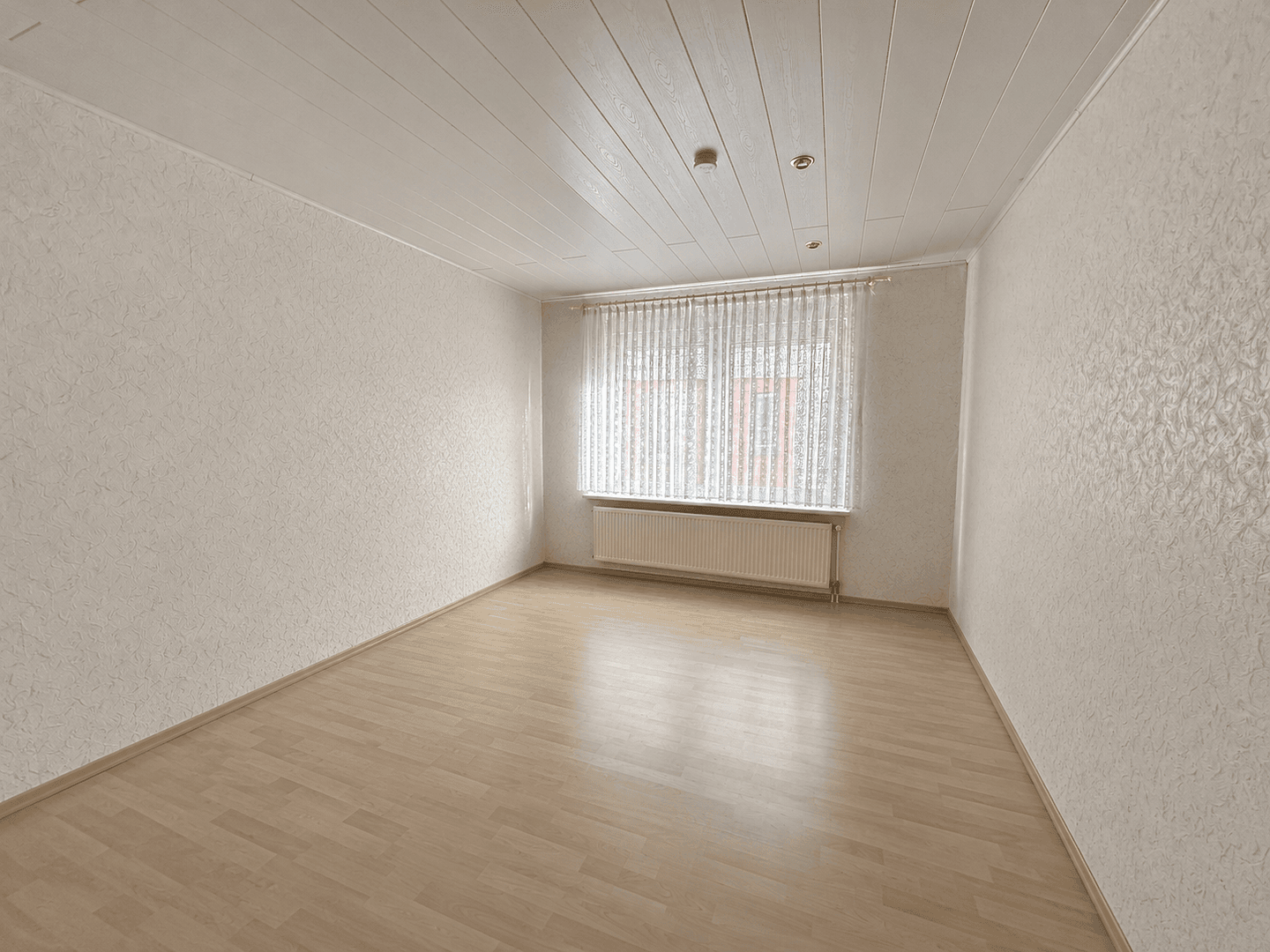 Prodej domu 247 m², pozemek 811 m², Lange Reihe 37, Katlenburg-Lindau, Dolní Sasko Prodej domu 247 m², pozemek 811 m², Lange Reihe 37, Katlenburg-Lindau, Dolní Sasko
