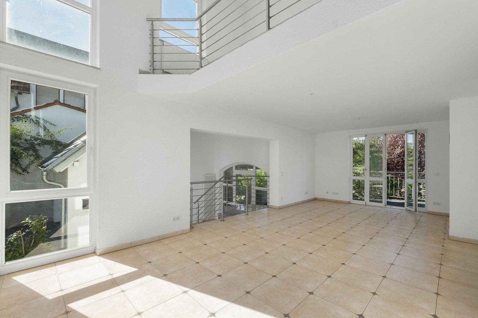 Prodej domu 240 m², pozemek 397 m², Sinsheim, Bádensko-Württembersko Prodej domu 240 m², pozemek 397 m², Sinsheim, Bádensko-Württembersko