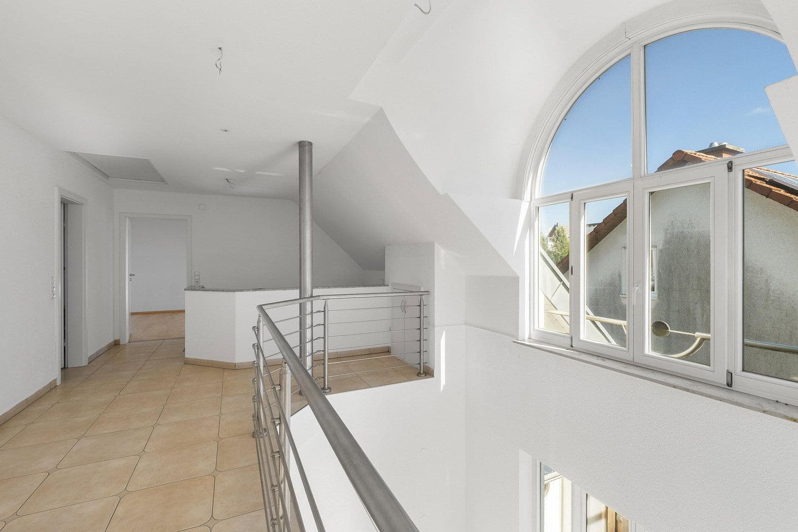 Prodej domu 240 m², pozemek 397 m², Sinsheim, Bádensko-Württembersko Prodej domu 240 m², pozemek 397 m², Sinsheim, Bádensko-Württembersko