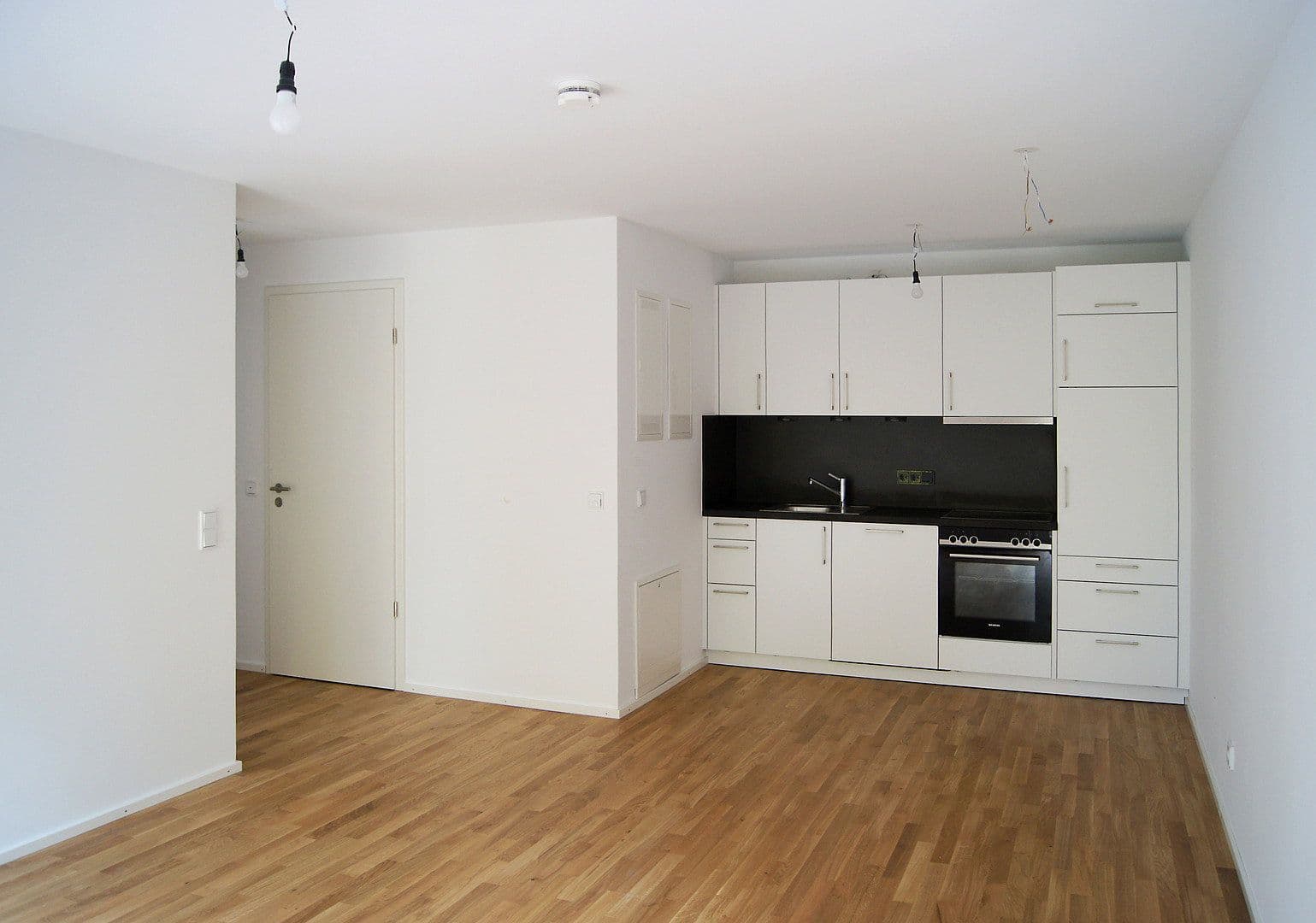 Pronájem bytu 2+1 43 m², Richard-Tauber-Straße 3, München, Bavorsko Pronájem bytu 2+1 43 m², Richard-Tauber-Straße 3, München, Bavorsko