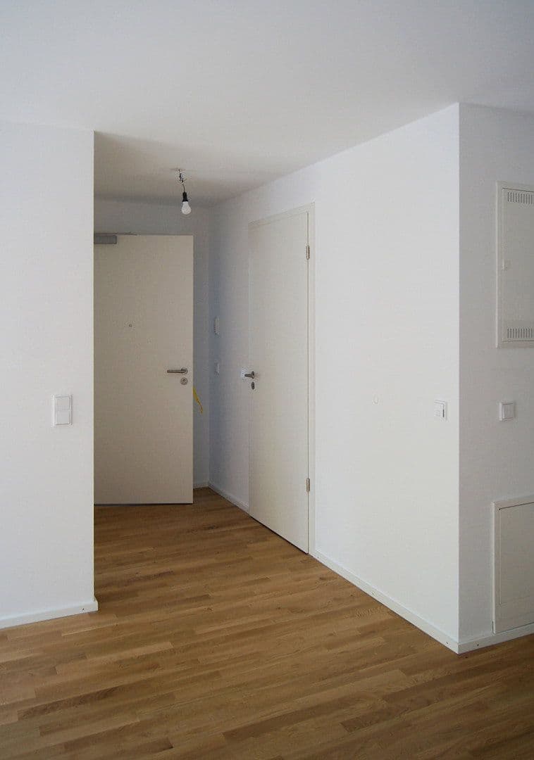 Pronájem bytu 2+1 43 m², Richard-Tauber-Straße 3, München, Bavorsko Pronájem bytu 2+1 43 m², Richard-Tauber-Straße 3, München, Bavorsko