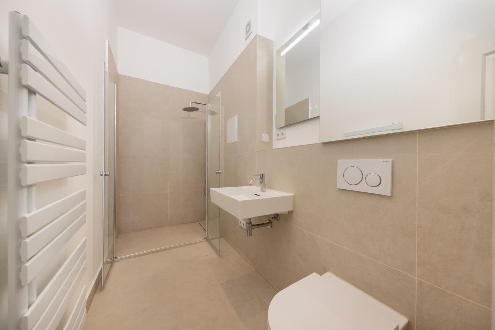 Pronájem bytu 3+1 62 m², Schöneberger Straße 9, Berlin, Berlín Pronájem bytu 3+1 62 m², Schöneberger Straße 9, Berlin, Berlín