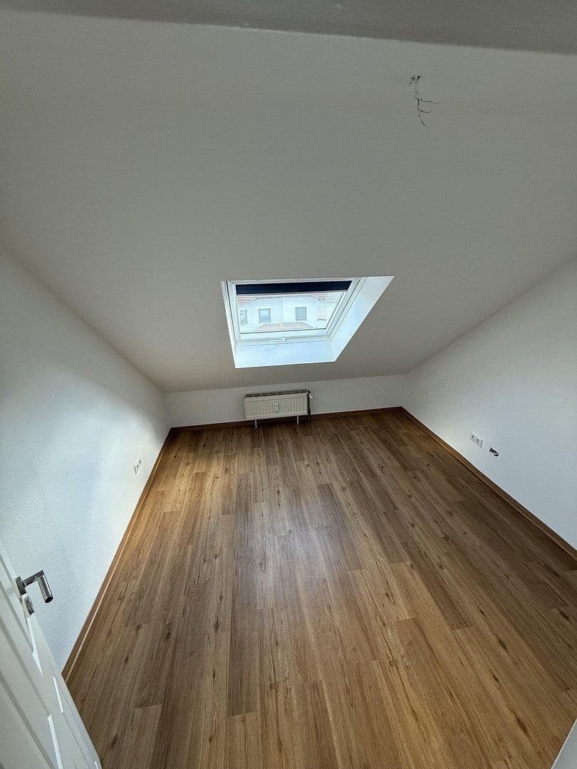 Pronájem bytu 7+1 152 m², Frankfurt, Hessen Pronájem bytu 7+1 152 m², Frankfurt, Hessen