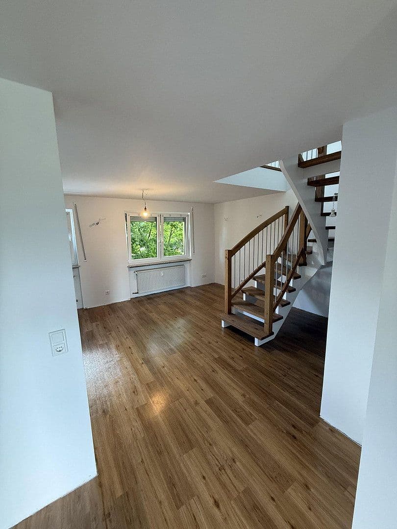 Pronájem bytu 7+1 152 m², Frankfurt, Hessen Pronájem bytu 7+1 152 m², Frankfurt, Hessen