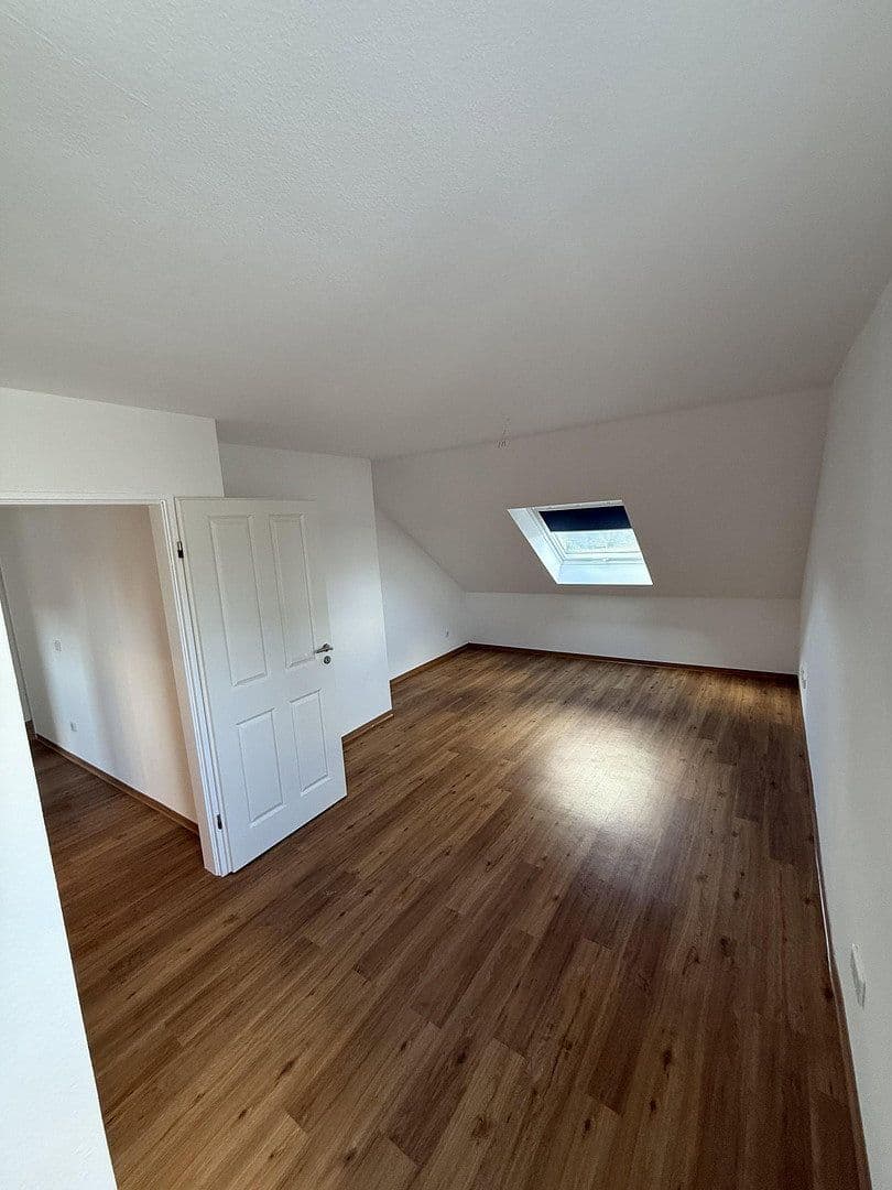 Pronájem bytu 7+1 152 m², Frankfurt, Hessen Pronájem bytu 7+1 152 m², Frankfurt, Hessen