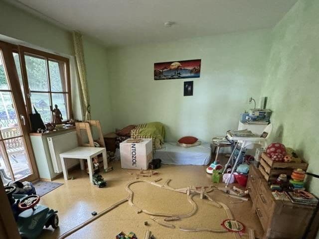Prodej domu 184 m², pozemek 1.076 m², Ostrach, Bádensko-Württembersko Prodej domu 184 m², pozemek 1.076 m², Ostrach, Bádensko-Württembersko