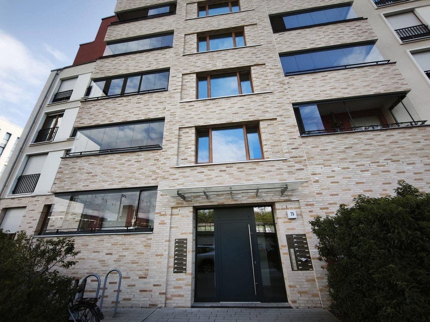 Pronájem bytu 2+1 51 m², Günderrodestr 25, Frankfurt am Main, Hessen Pronájem bytu 2+1 51 m², Günderrodestr 25, Frankfurt am Main, Hessen