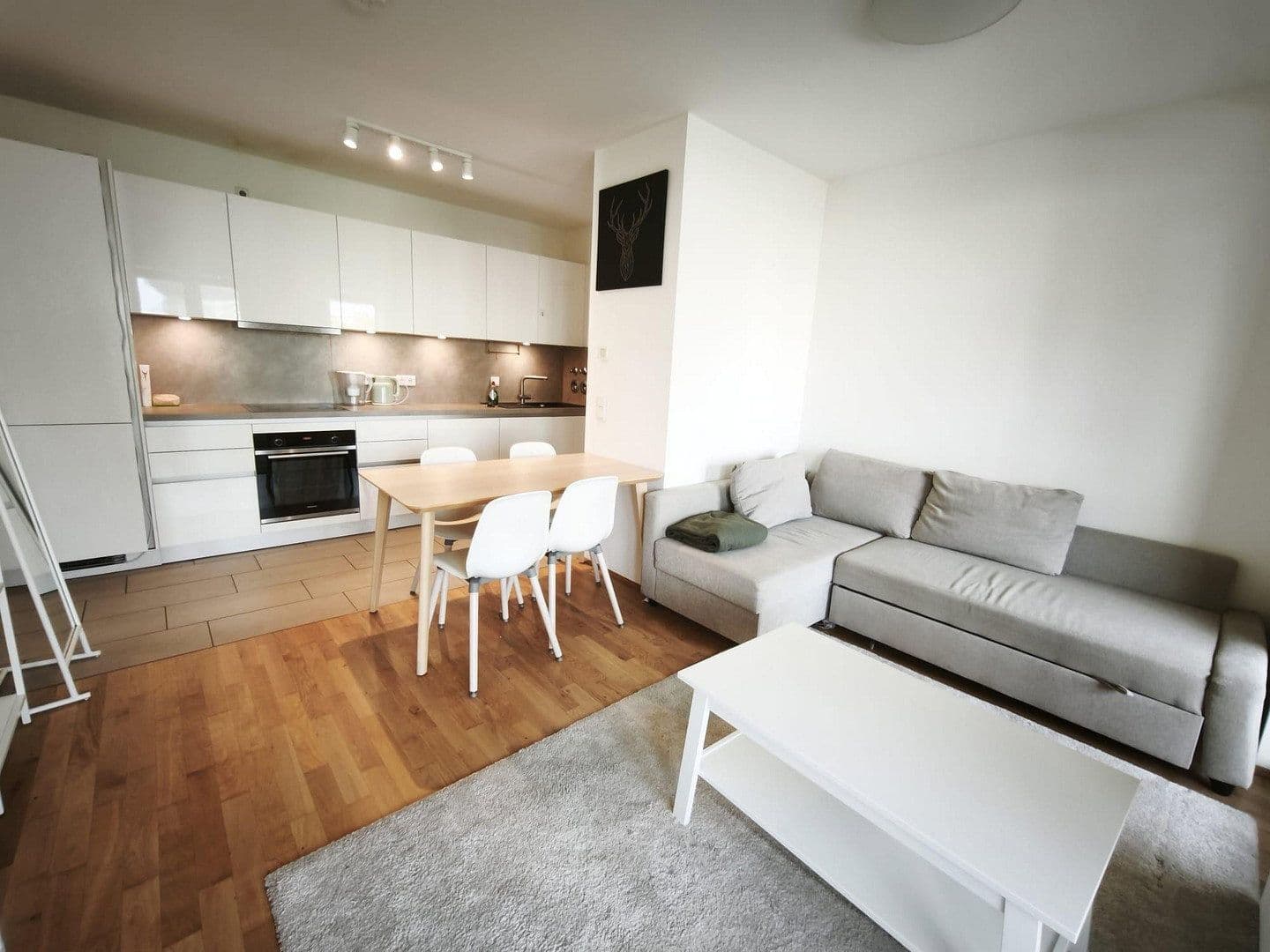 Pronájem bytu 2+1 51 m², Günderrodestr 25, Frankfurt am Main, Hessen Pronájem bytu 2+1 51 m², Günderrodestr 25, Frankfurt am Main, Hessen