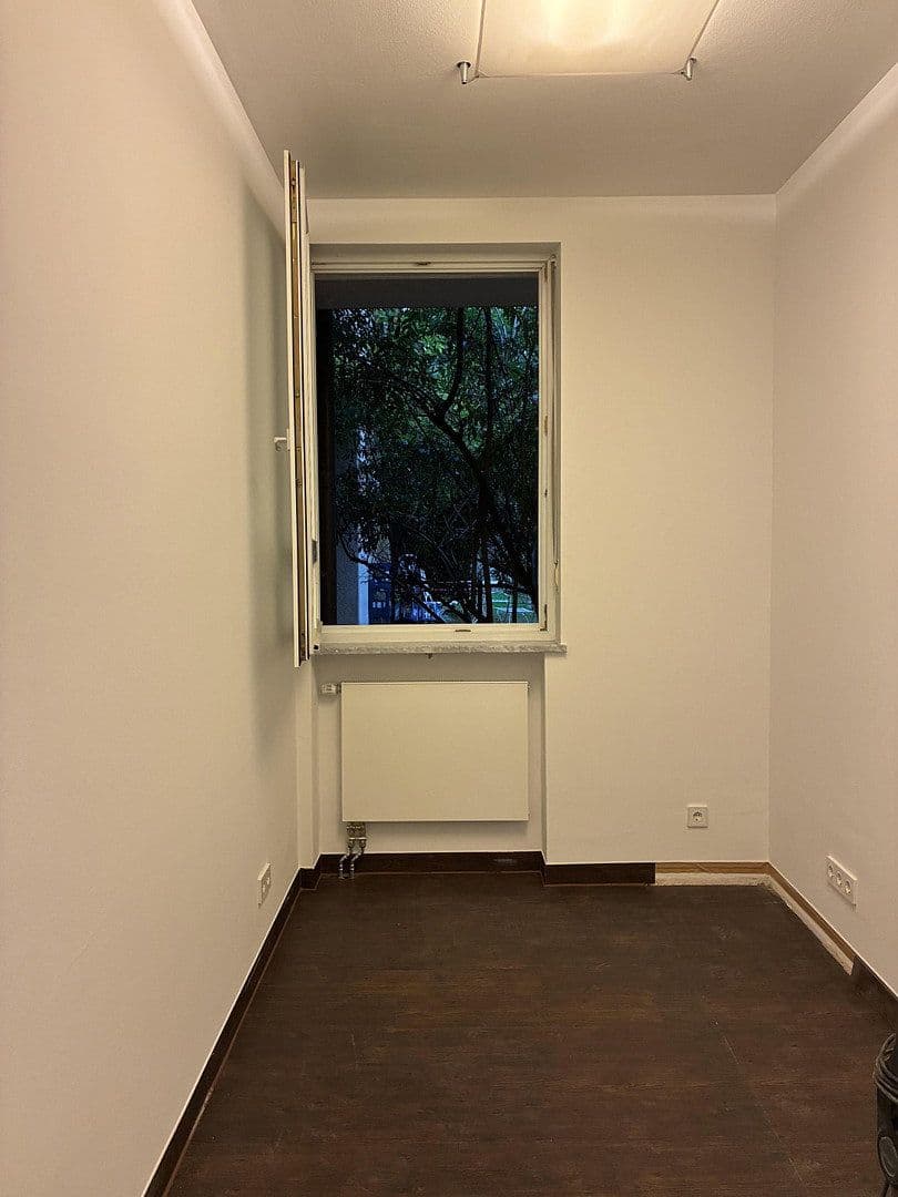 Pronájem kanceláře 145 m², Pienzenauserstr. 14, München, Bavorsko Pronájem kanceláře 145 m², Pienzenauserstr. 14, München, Bavorsko
