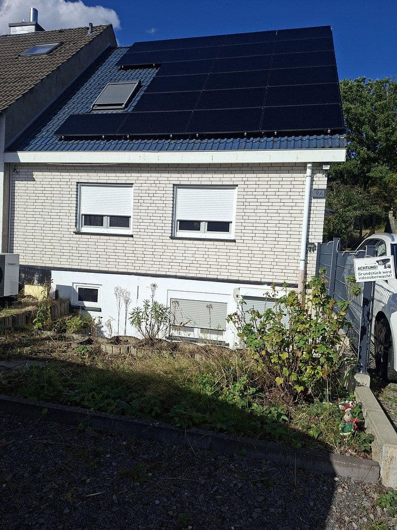 Prodej domu 104 m², pozemek 789 m², Siegburg, Severní Porýní-Vestfálsko Prodej domu 104 m², pozemek 789 m², Siegburg, Severní Porýní-Vestfálsko