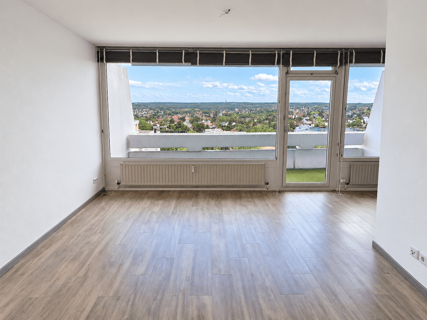 Pronájem bytu 3+1 91 m², Sertoriusring 13-15, Mainz, Porýní-Falc Pronájem bytu 3+1 91 m², Sertoriusring 13-15, Mainz, Porýní-Falc