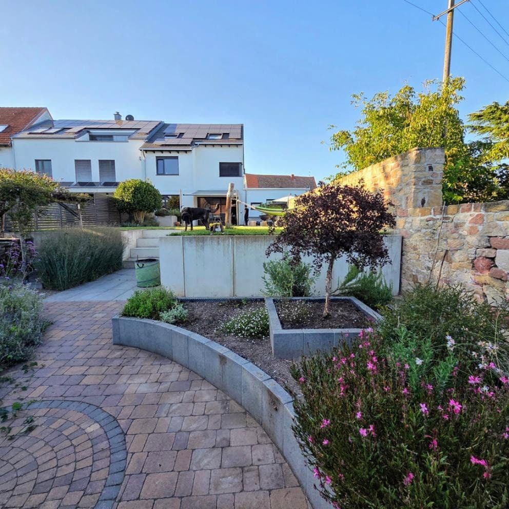 Prodej domu 260 m², pozemek 980 m², Hanhofen, Porýní-Falc Prodej domu 260 m², pozemek 980 m², Hanhofen, Porýní-Falc