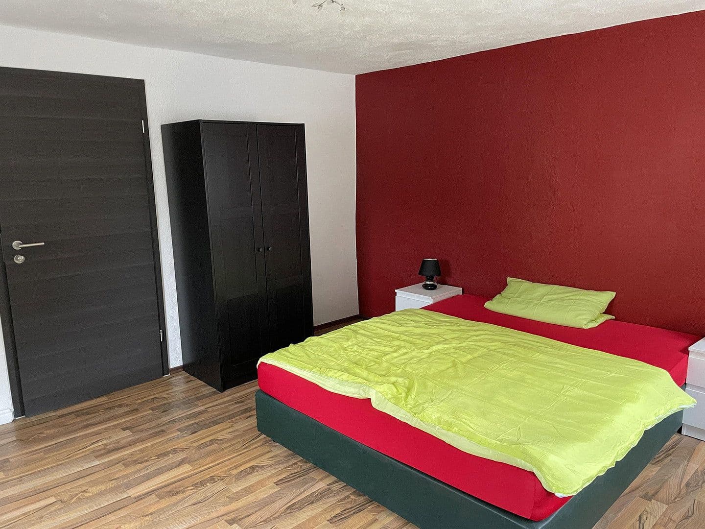 Prodej domu 400 m², pozemek 750 m², Neue Bergstraße 30, Landshut, Bavorsko Prodej domu 400 m², pozemek 750 m², Neue Bergstraße 30, Landshut, Bavorsko