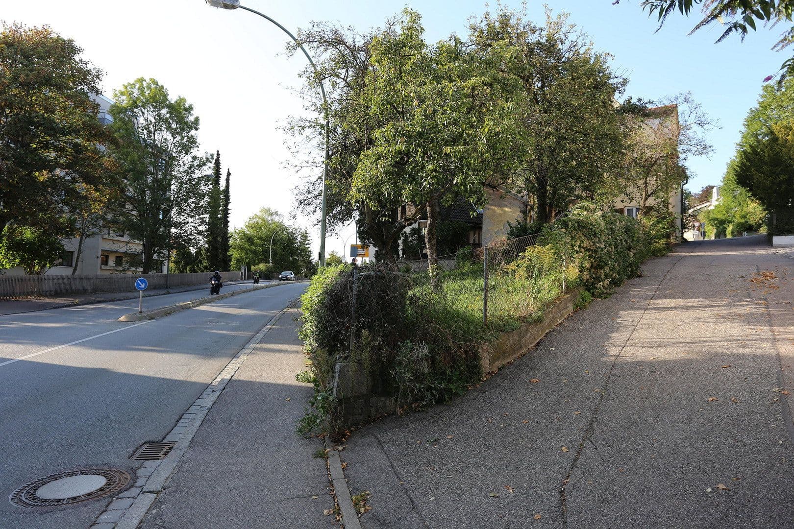 Prodej domu 400 m², pozemek 750 m², Neue Bergstraße 30, Landshut, Bavorsko Prodej domu 400 m², pozemek 750 m², Neue Bergstraße 30, Landshut, Bavorsko
