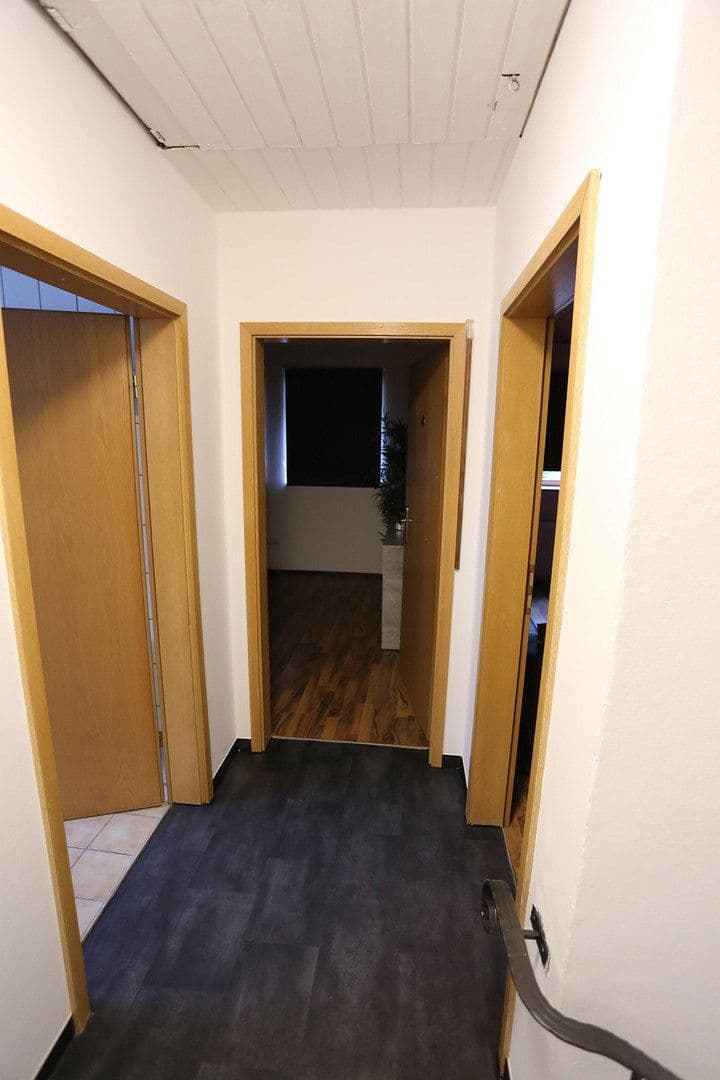 Prodej domu 400 m², pozemek 750 m², Neue Bergstraße 30, Landshut, Bavorsko Prodej domu 400 m², pozemek 750 m², Neue Bergstraße 30, Landshut, Bavorsko