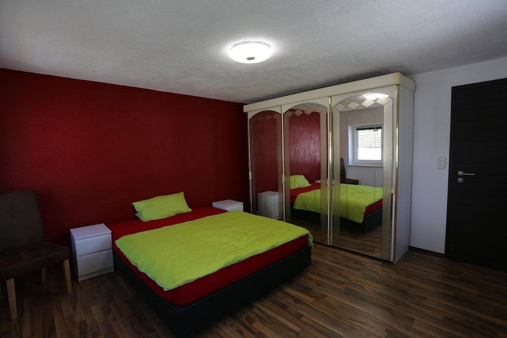 Prodej domu 400 m², pozemek 750 m², Neue Bergstraße 30, Landshut, Bavorsko Prodej domu 400 m², pozemek 750 m², Neue Bergstraße 30, Landshut, Bavorsko