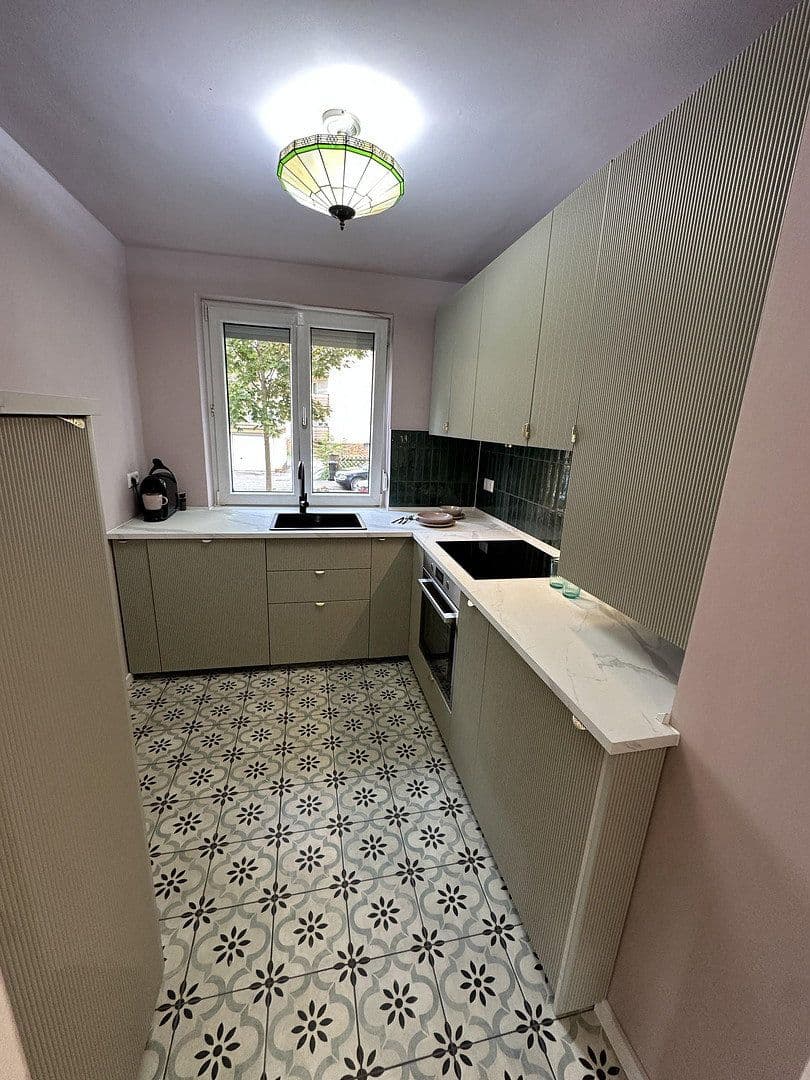 Pronájem bytu 2+1 51 m², Heilbronn, Bádensko-Württembersko Pronájem bytu 2+1 51 m², Heilbronn, Bádensko-Württembersko