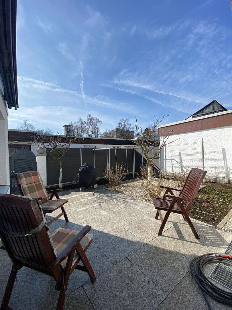 Prodej domu 163 m², pozemek 299 m², Bayreuth, Bavorsko Prodej domu 163 m², pozemek 299 m², Bayreuth, Bavorsko