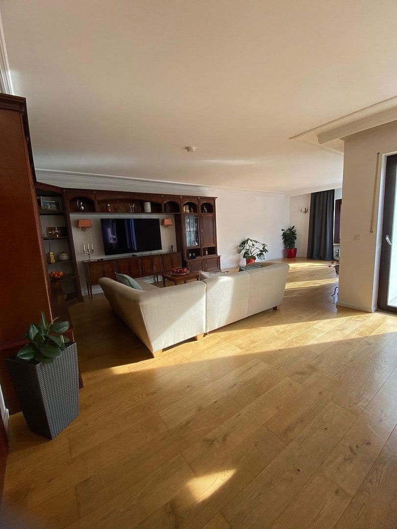 Prodej domu 163 m², pozemek 299 m², Bayreuth, Bavorsko Prodej domu 163 m², pozemek 299 m², Bayreuth, Bavorsko