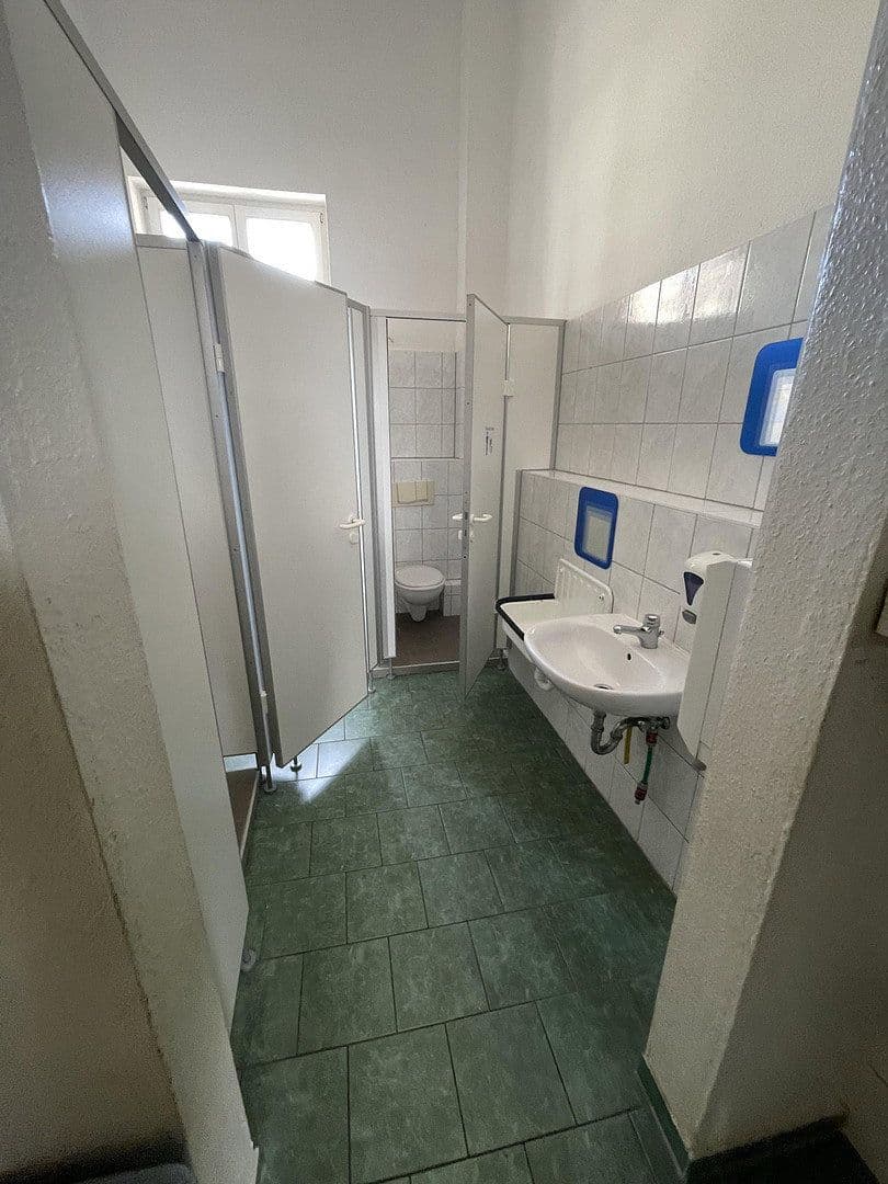 Pronájem kanceláře 155 m², Wartlaustraße 3, Neubrandenburg, Mecklenburg-Vorpommern Pronájem kanceláře 155 m², Wartlaustraße 3, Neubrandenburg, Mecklenburg-Vorpommern