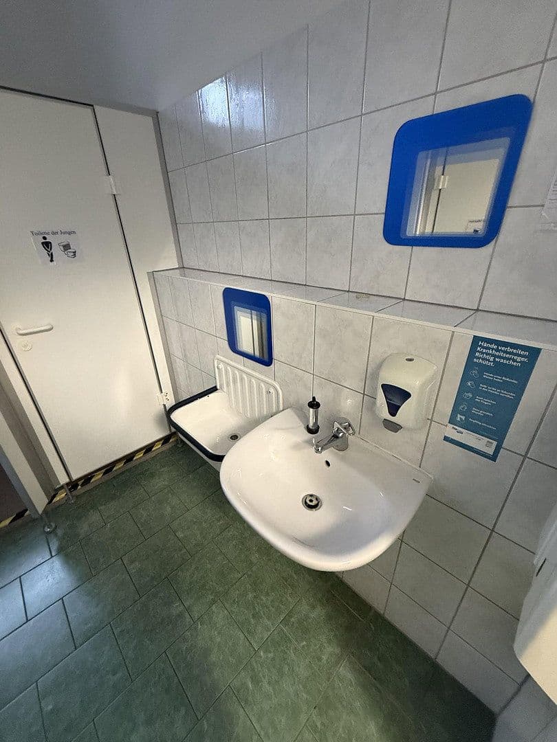 Pronájem kanceláře 155 m², Wartlaustraße 3, Neubrandenburg, Mecklenburg-Vorpommern Pronájem kanceláře 155 m², Wartlaustraße 3, Neubrandenburg, Mecklenburg-Vorpommern