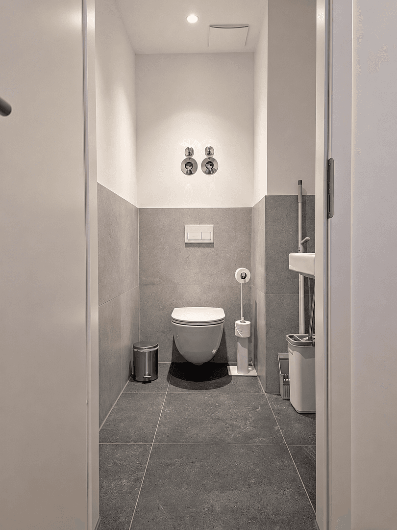 Pronájem bytu 2+1 62 m², Leipziger Straße 35C, Dresden, Sasko Pronájem bytu 2+1 62 m², Leipziger Straße 35C, Dresden, Sasko
