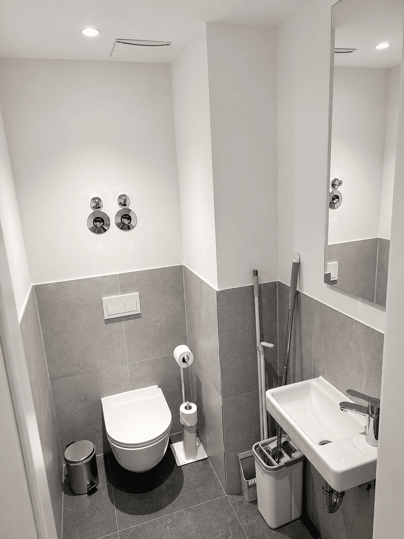Pronájem bytu 2+1 62 m², Leipziger Straße 35C, Dresden, Sasko Pronájem bytu 2+1 62 m², Leipziger Straße 35C, Dresden, Sasko