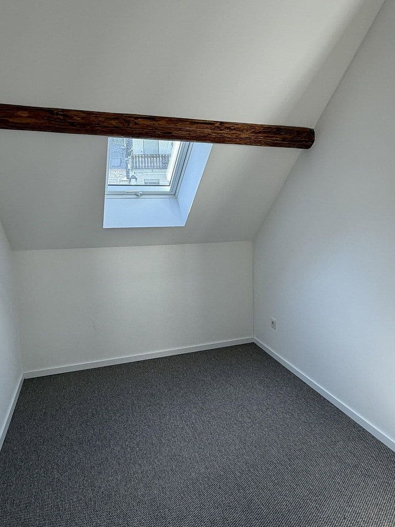 Pronájem bytu 2+1 46 m², Traben-Trarbach, Porýní-Falc Pronájem bytu 2+1 46 m², Traben-Trarbach, Porýní-Falc