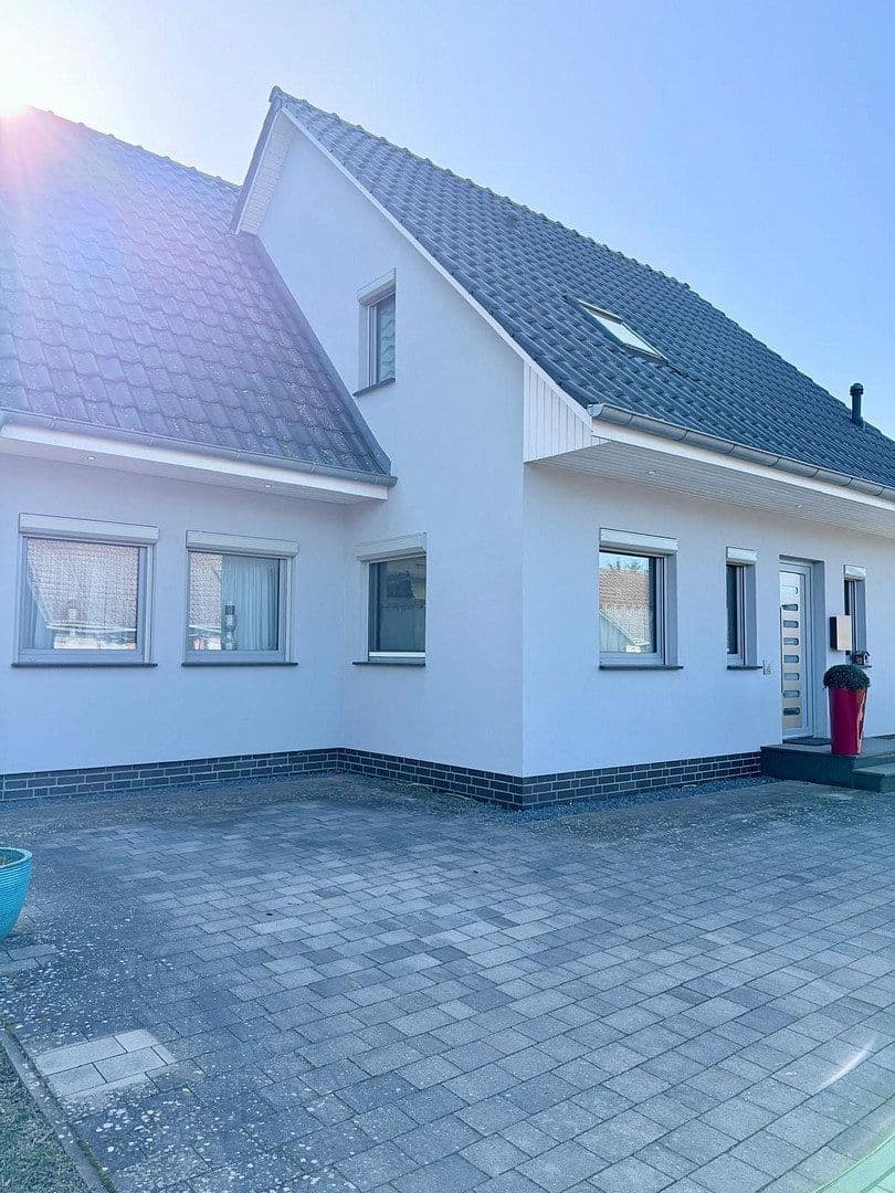 Prodej domu 136 m², pozemek 320 m², Wustrow, Mecklenburg-Vorpommern Prodej domu 136 m², pozemek 320 m², Wustrow, Mecklenburg-Vorpommern