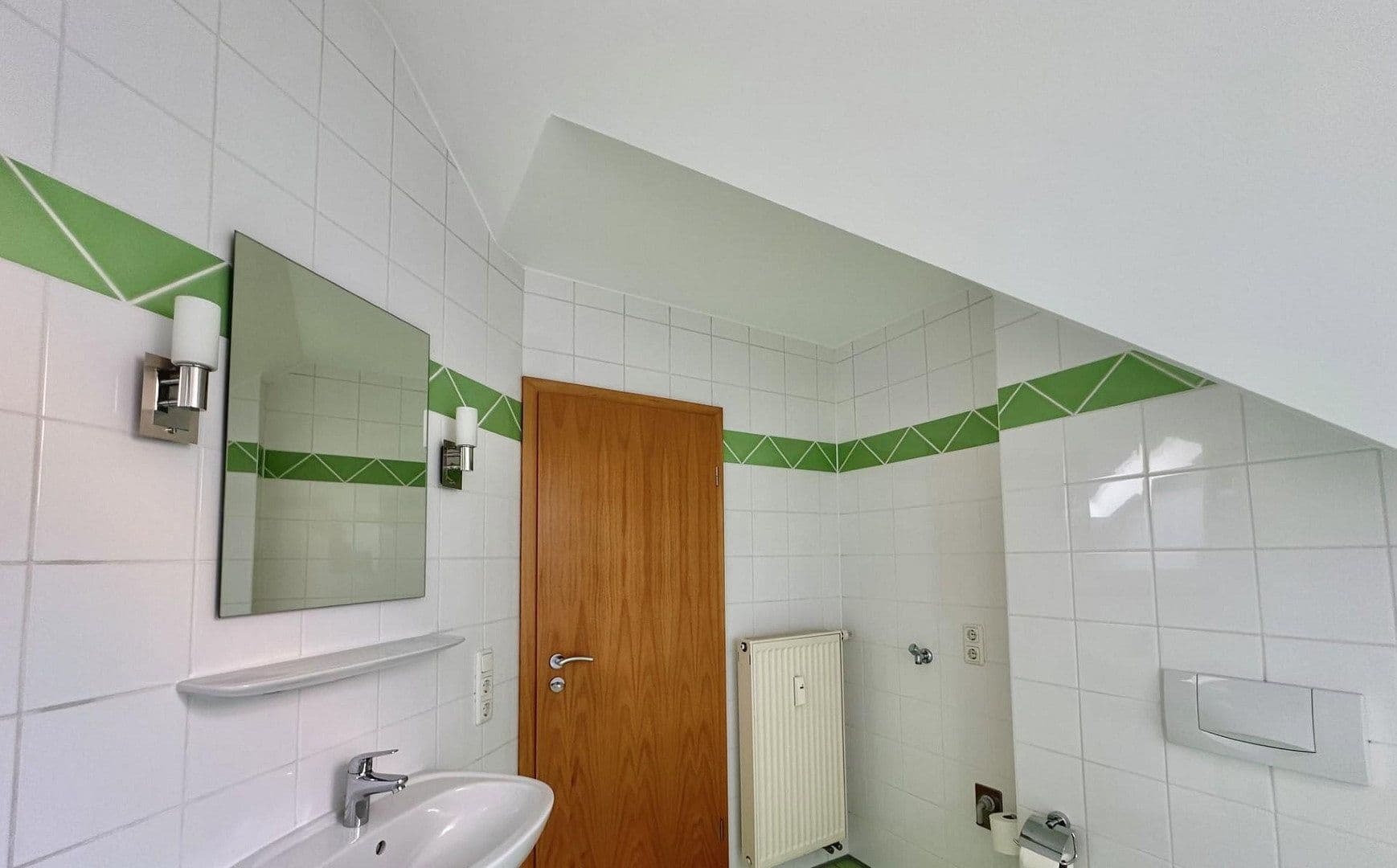 Pronájem bytu 2+1 74 m², Schweich, Porýní-Falc Pronájem bytu 2+1 74 m², Schweich, Porýní-Falc