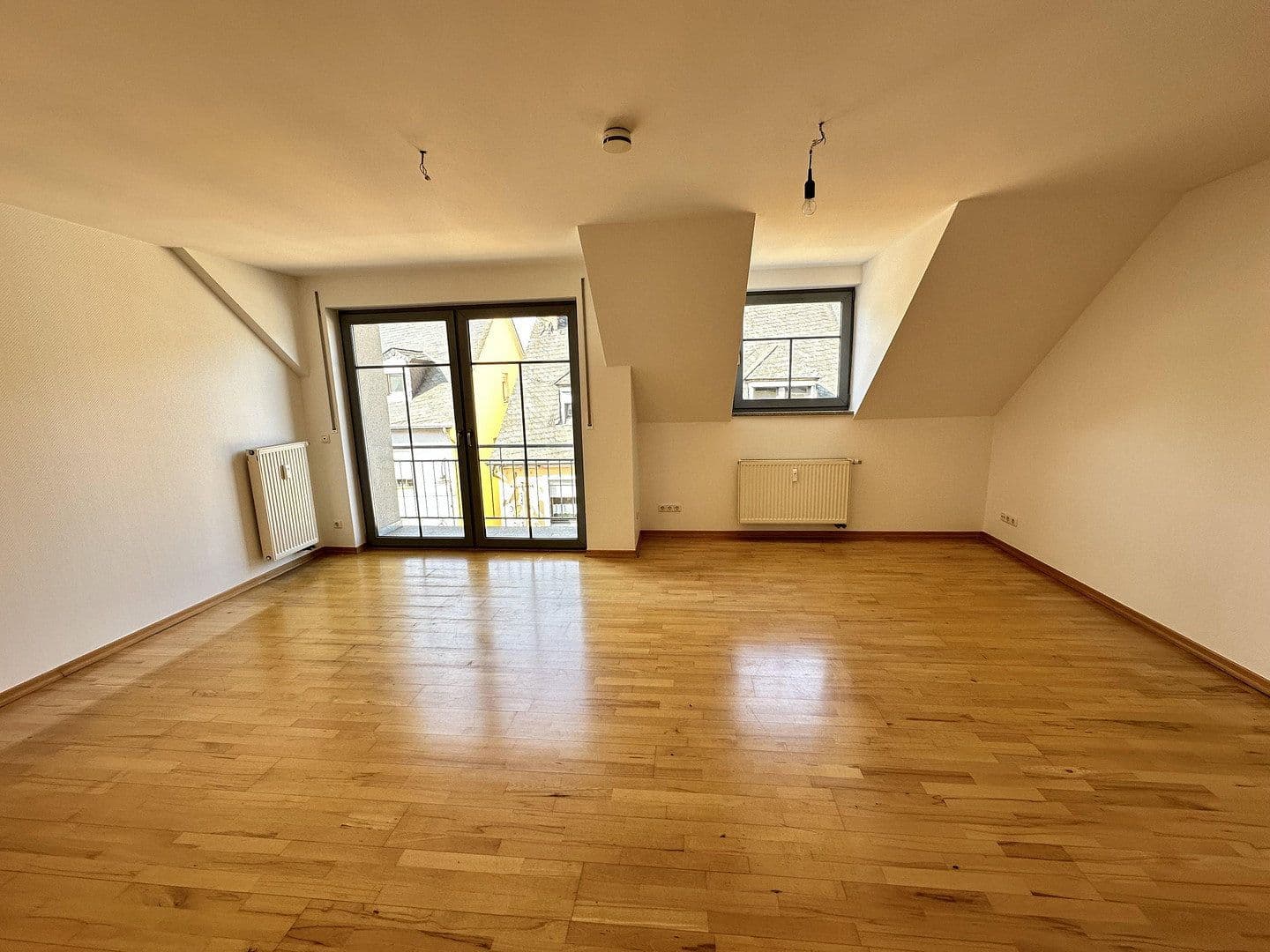 Pronájem bytu 2+1 74 m², Schweich, Porýní-Falc Pronájem bytu 2+1 74 m², Schweich, Porýní-Falc
