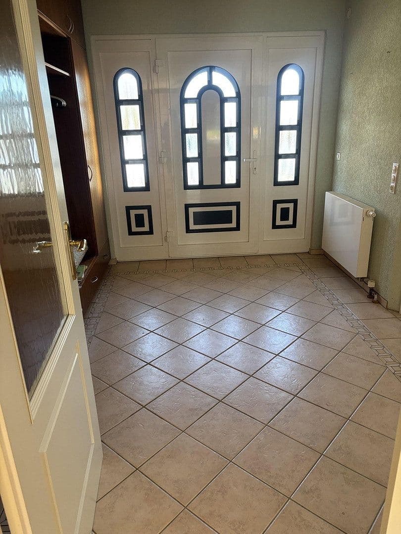 Prodej domu 190 m², pozemek 1.200 m², Frellstedt, Dolní Sasko Prodej domu 190 m², pozemek 1.200 m², Frellstedt, Dolní Sasko