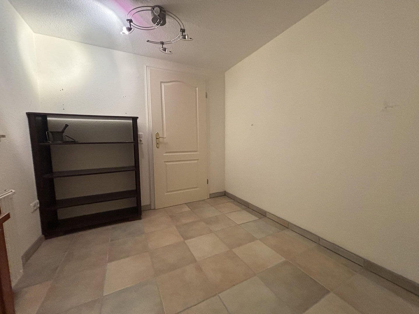 Prodej domu 190 m², pozemek 1.200 m², Frellstedt, Dolní Sasko Prodej domu 190 m², pozemek 1.200 m², Frellstedt, Dolní Sasko
