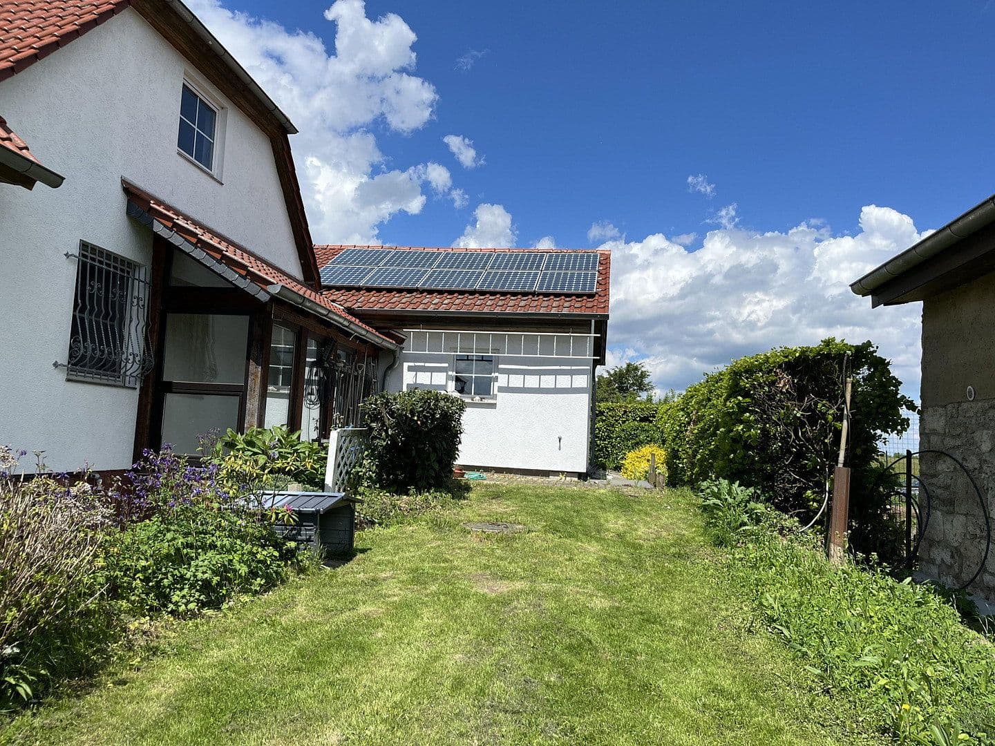 Prodej domu 190 m², pozemek 1.200 m², Frellstedt, Dolní Sasko Prodej domu 190 m², pozemek 1.200 m², Frellstedt, Dolní Sasko