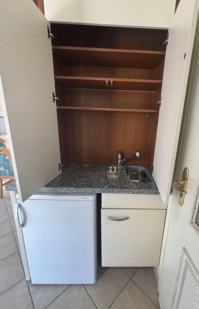 Prodej domu 190 m², pozemek 1.200 m², Frellstedt, Dolní Sasko Prodej domu 190 m², pozemek 1.200 m², Frellstedt, Dolní Sasko