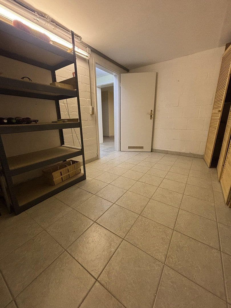 Prodej domu 190 m², pozemek 1.200 m², Frellstedt, Dolní Sasko Prodej domu 190 m², pozemek 1.200 m², Frellstedt, Dolní Sasko