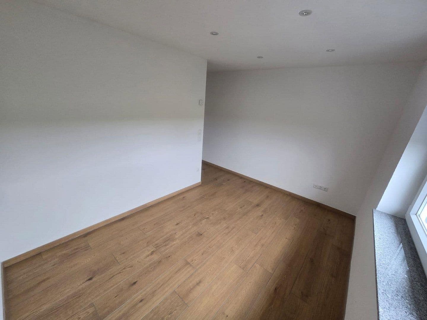 Pronájem bytu 2+1 55 m², Unterringingen 72, Bissingen, Bavorsko Pronájem bytu 2+1 55 m², Unterringingen 72, Bissingen, Bavorsko