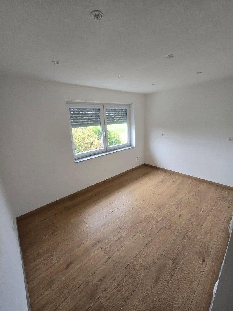 Pronájem bytu 2+1 55 m², Unterringingen 72, Bissingen, Bavorsko Pronájem bytu 2+1 55 m², Unterringingen 72, Bissingen, Bavorsko