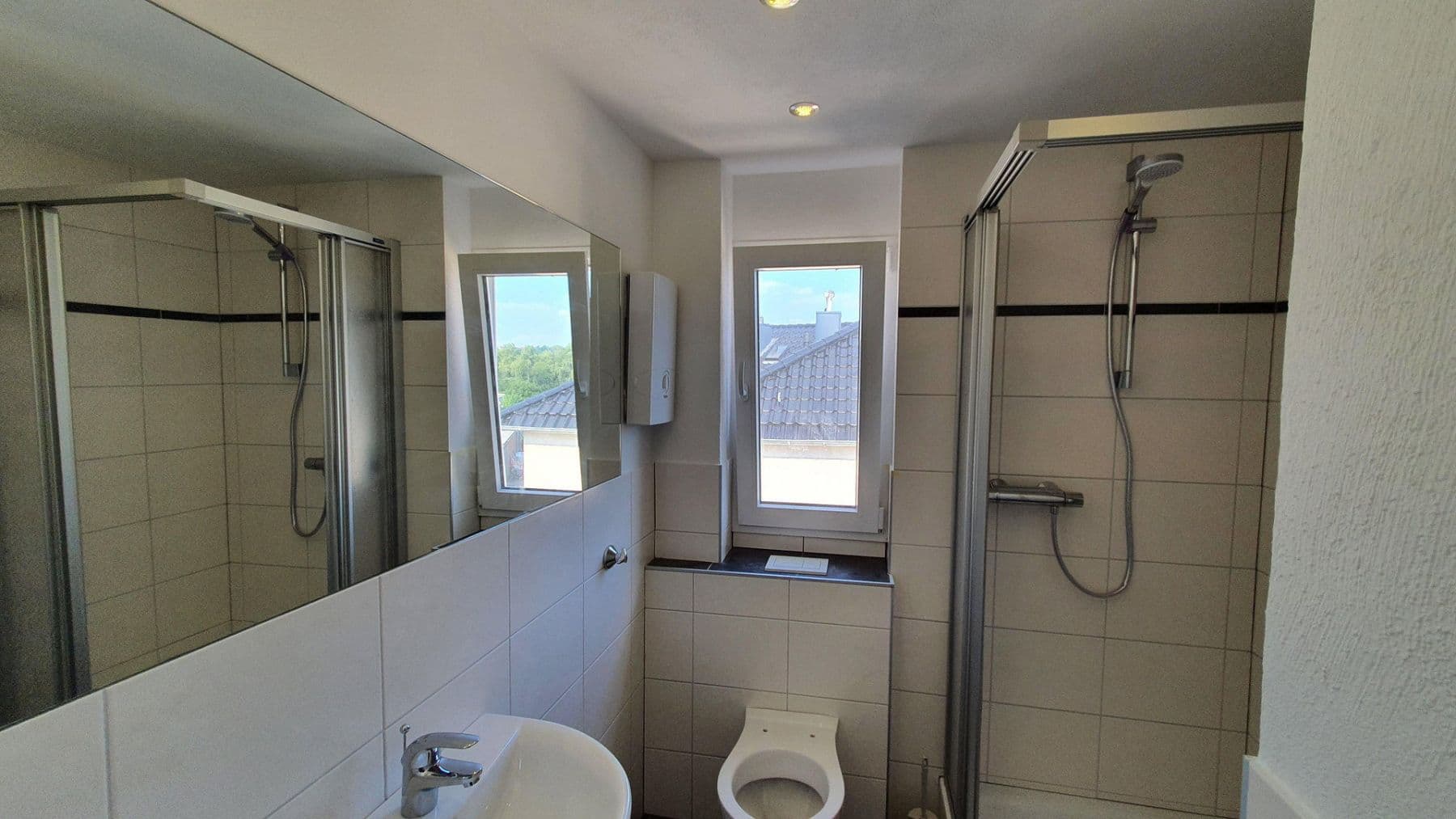 Prodej domu 511 m², pozemek 413 m², Solingen, Severní Porýní-Vestfálsko Prodej domu 511 m², pozemek 413 m², Solingen, Severní Porýní-Vestfálsko