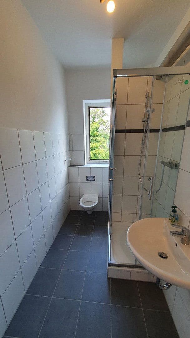 Prodej domu 511 m², pozemek 413 m², Solingen, Severní Porýní-Vestfálsko Prodej domu 511 m², pozemek 413 m², Solingen, Severní Porýní-Vestfálsko