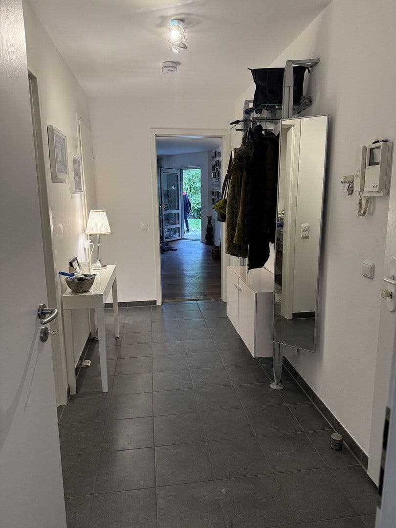 Pronájem bytu 2+1 71 m², Frankfurt am Main, Hessen Pronájem bytu 2+1 71 m², Frankfurt am Main, Hessen
